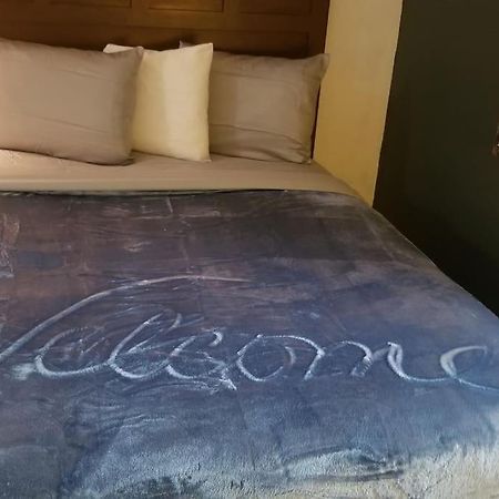 Hotel 2 Queen Beds Hotel Room 237 Booking สติลวอเตอร์ ภายนอก รูปภาพ